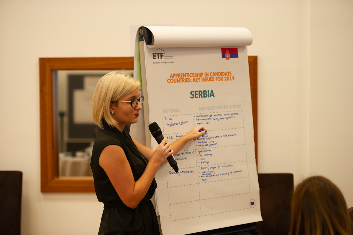 Të nxënit dual kërkon dy palë: seminari i EAfA-s në Tiranë thekson rëndësinë e bashkëpunimit të fortë midis shkollave dhe bizneseve