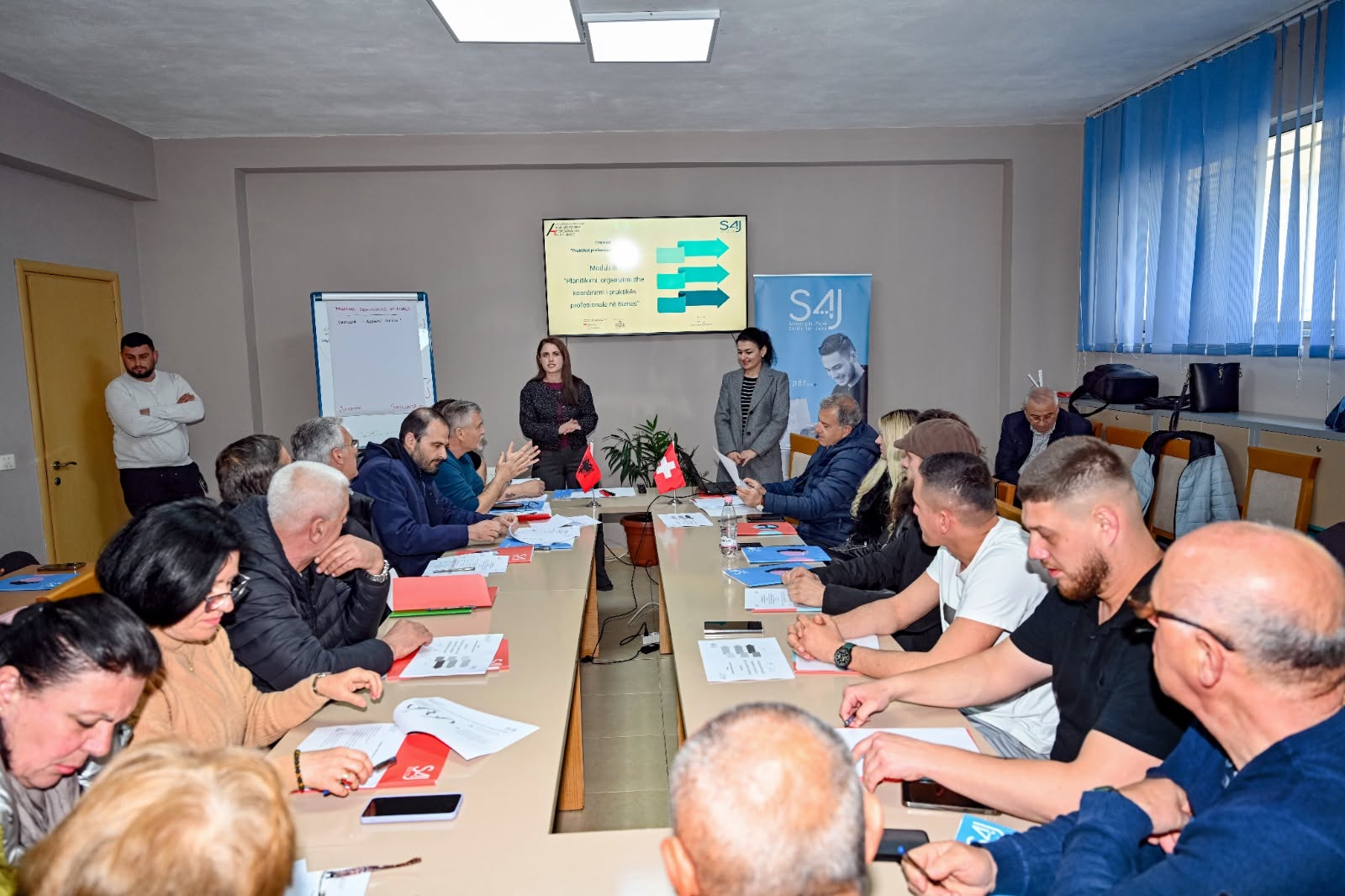 Empowering Teachers for Higher-Quality Apprenticeships in Businesses