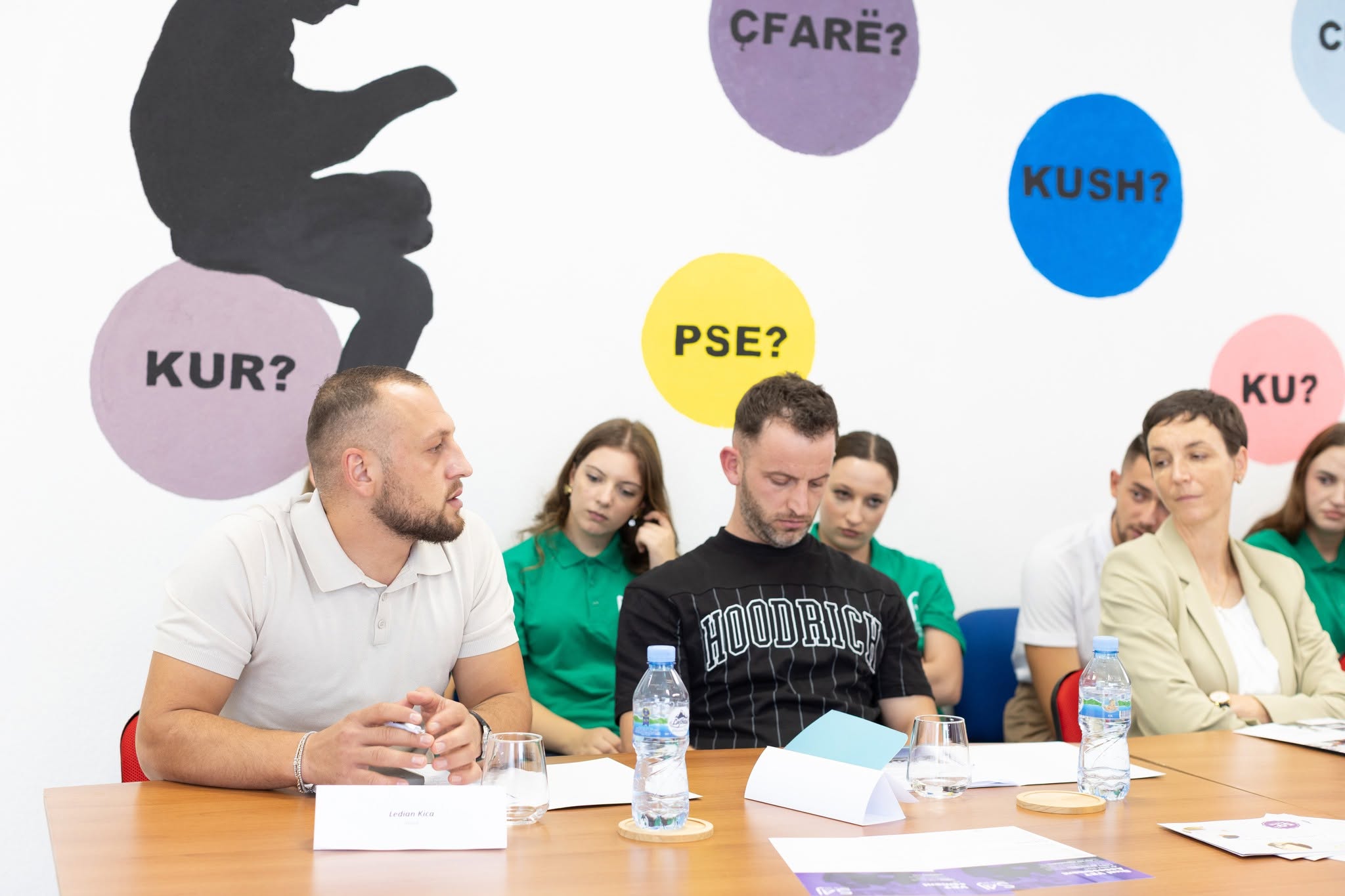 Arsimi Dual në fokus të vizitës së partnerëve ndërkombëtarë në Shkollën “Nazmi Rushiti” - Gallery image 5